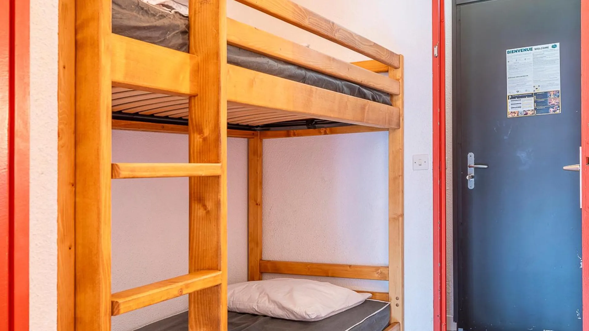 Charmant 2 Pieces Cabine Pour 6 Personnes Au Centre D'Avoriaz Avec Balcon Sud Et Acces Direct Aux Pistes - Fr-1-314-212 Morzine 0*,  Francie